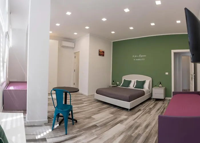 Bed and Breakfast Fara'S House Napoli