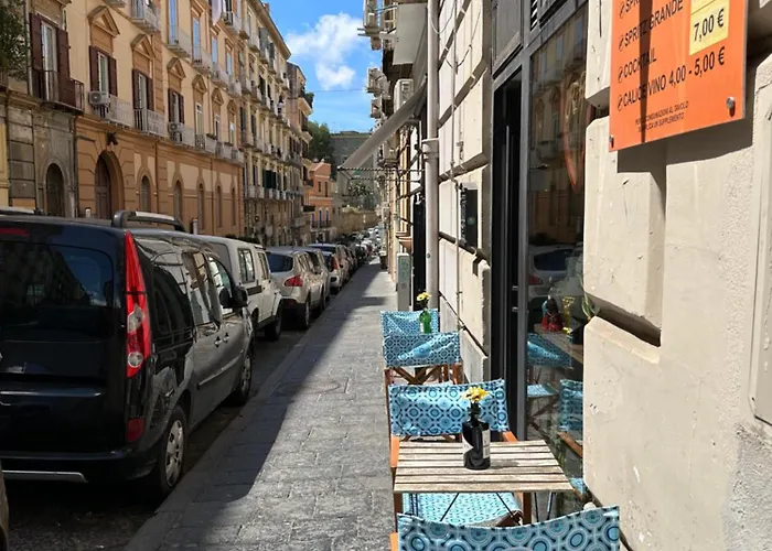 Bed and Breakfast Martucci 83 Napoli