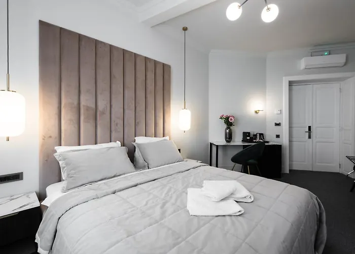 Highline Downtown Aparthotel Oldtown Unirii Square Bucarest