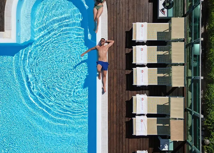 Universal Hotel & Homes Cattolica