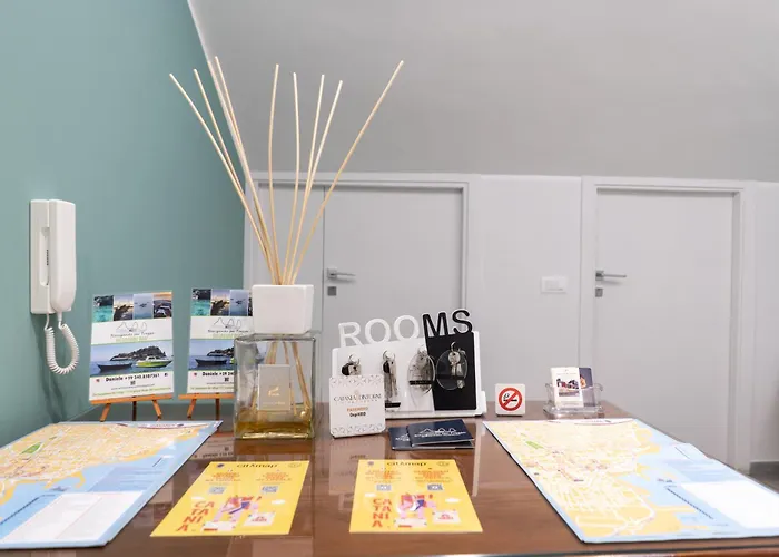 Catania E Dintorni Living Rooms