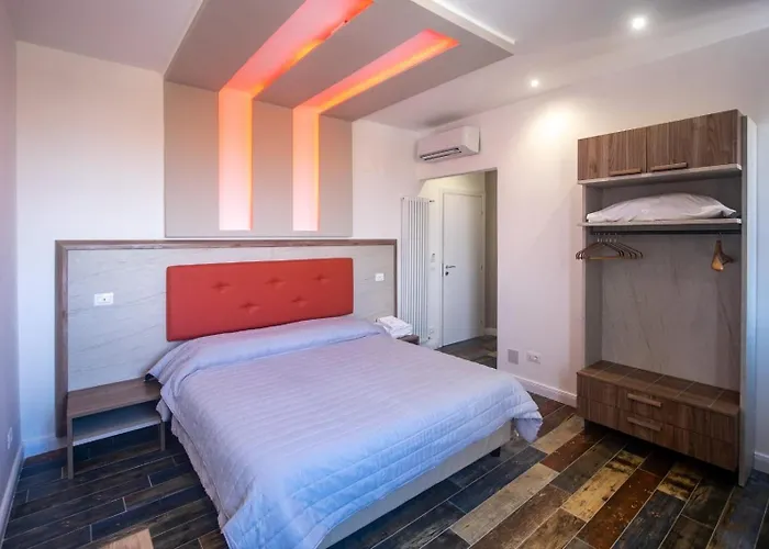 Ricci 16 - Suite&Rooms Livorno