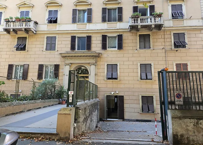 Hotel Casa Regis - Free Parking Genova