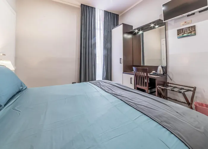 Bed and Breakfast Termini Train Station Roma
