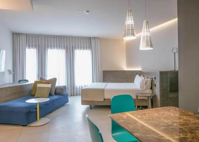 Myr Plaza Mercado & Spa Valenza