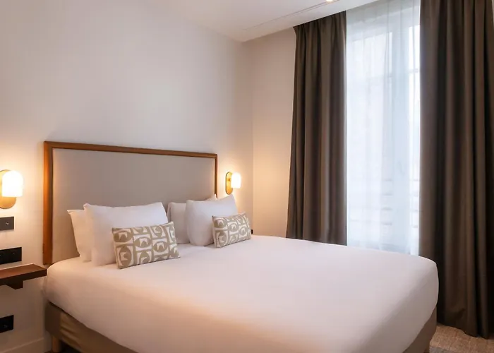Le Lampika Hotel Parigi
