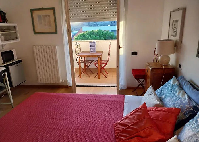 My b&b - Strada Vecchia del Pinocchio 3/B Ancona