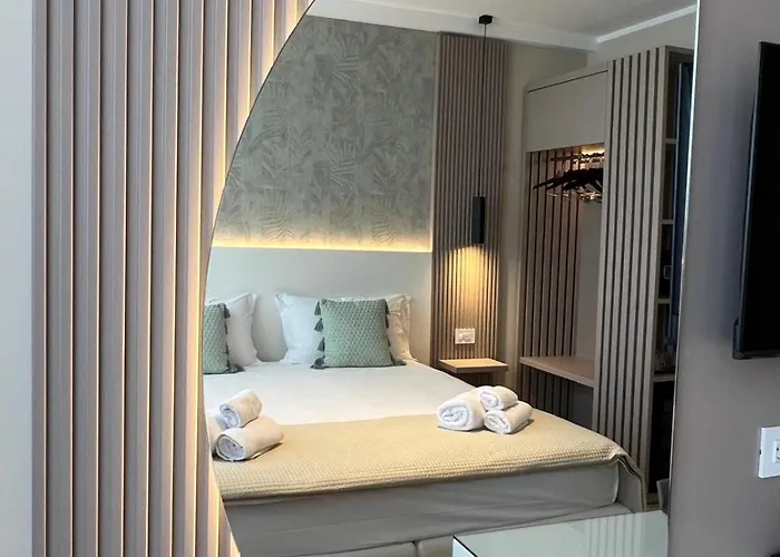 Bed and Breakfast Residenza Gurnea - Free Private Parking Tropea