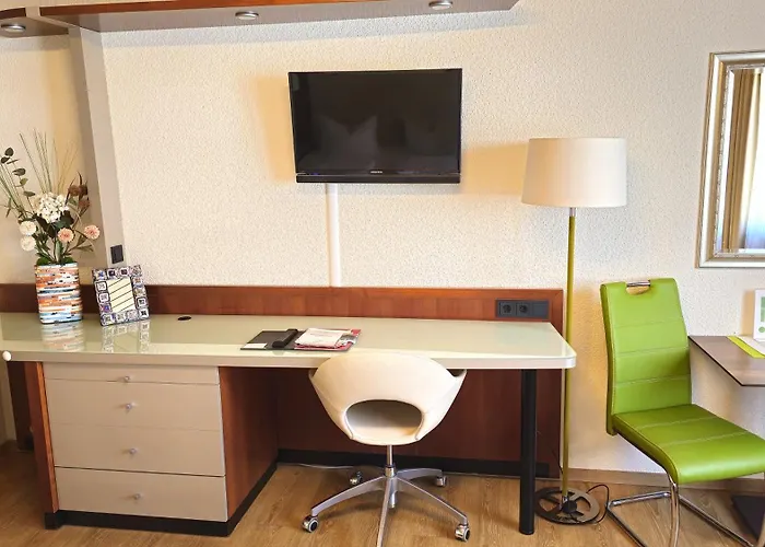 Hotel Avenue Altenfurt Norimberga