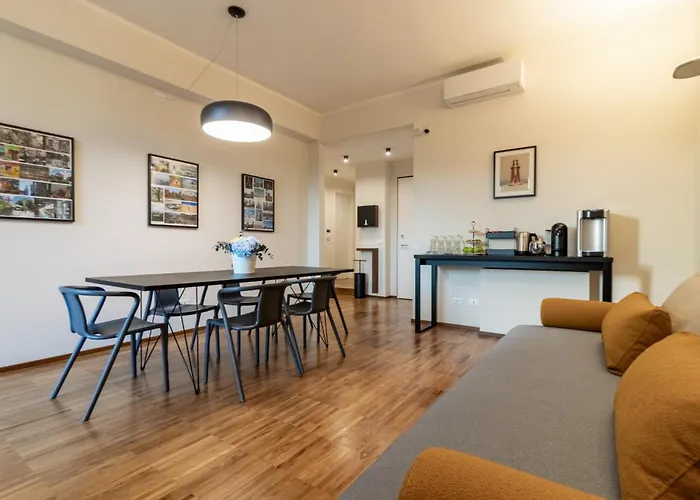 Il Faro Luxury Rooms&Lounge La Spezia