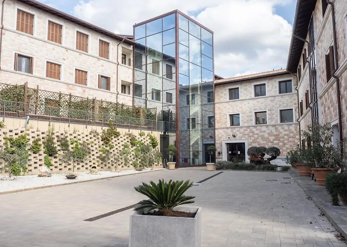 Hotel Domus Laetitiae Assisi