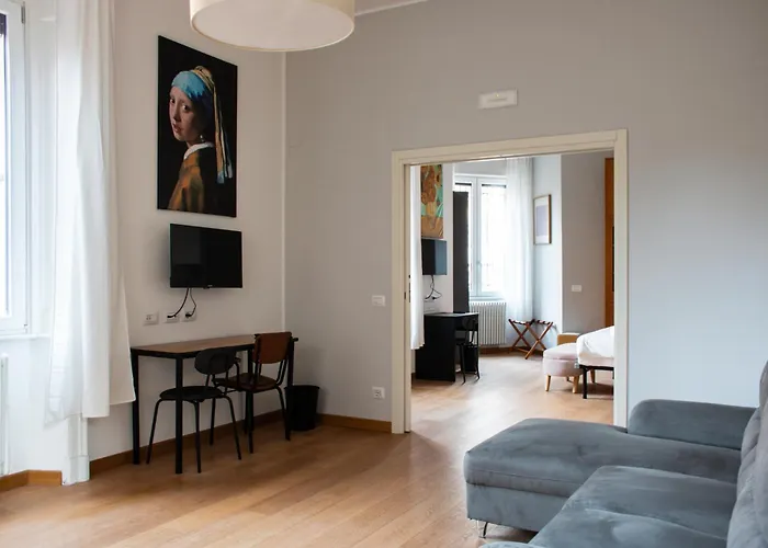 Rrrapido Holy Suites And Rooms - Via Sardegna Milano