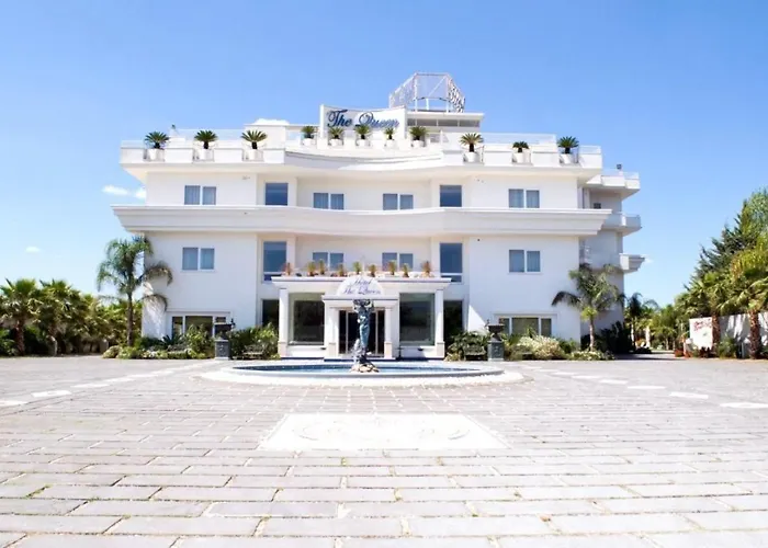 Hotel The Queen Pastorano