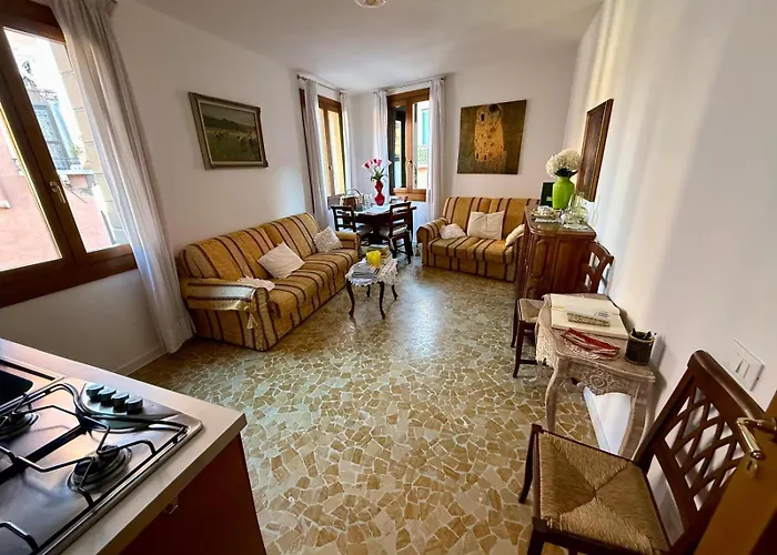 Residenza de l'Osmarin Suites Venezia