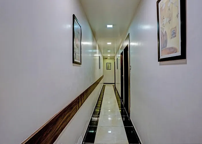 Hotel O Blue Inn Residence Near R City Mall Bombay