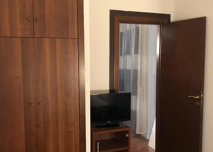 Alma Rooms Appia Roma