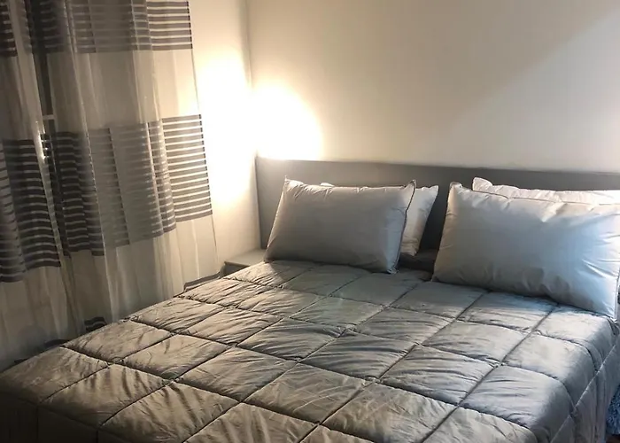 Alma Rooms Appia Roma