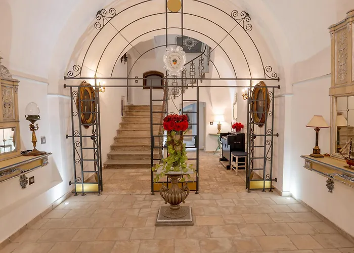 The Crown Palace - Gallipoli