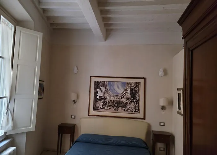 Relais Dei Mercanti B&B And Suites Pisa