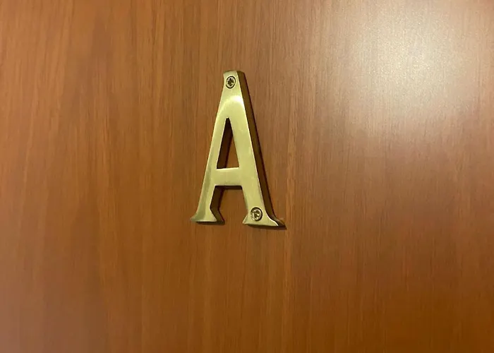 Hotel Hlux Oi Affiₜₜacaₘere Piacenza