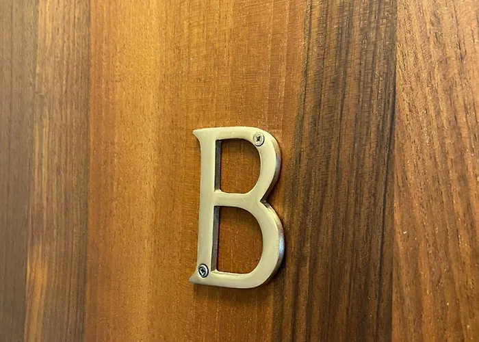 Hotel Hlux Oi Affiₜₜacaₘere Piacenza