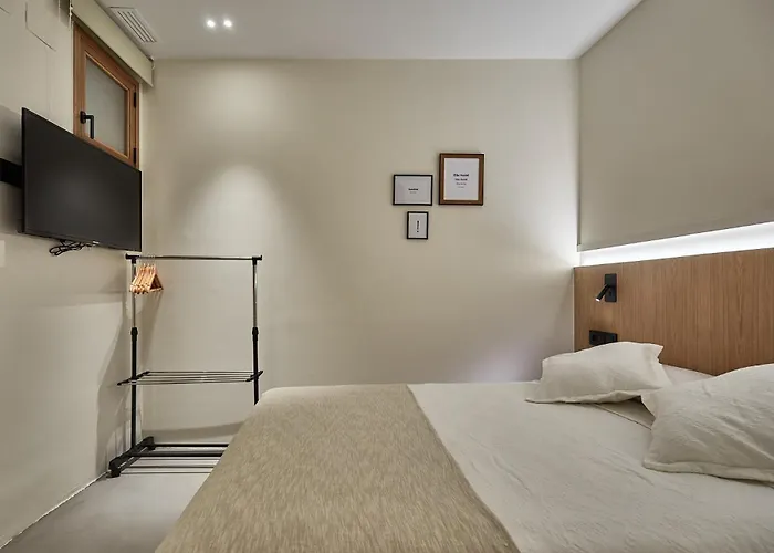 Ella Hostel Ramblas Barcellona