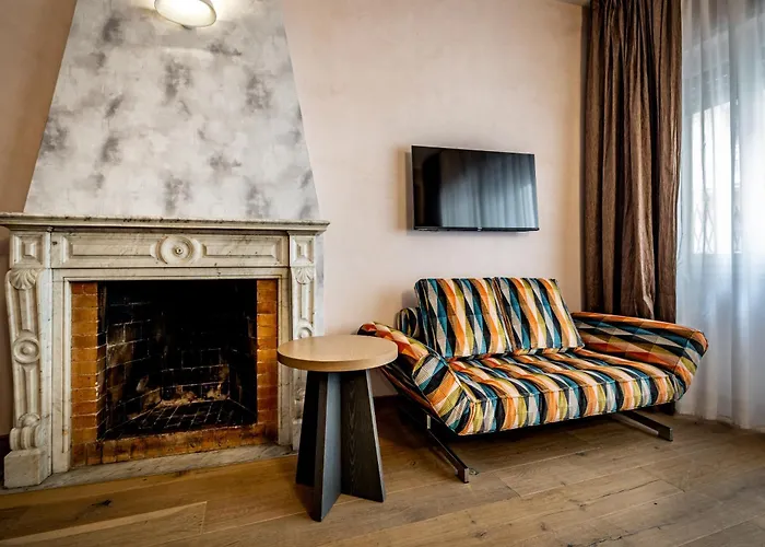 Florence Old Bridge B&B