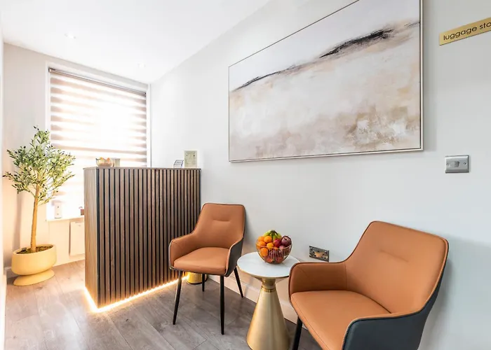 MARINA HOTEL Londra