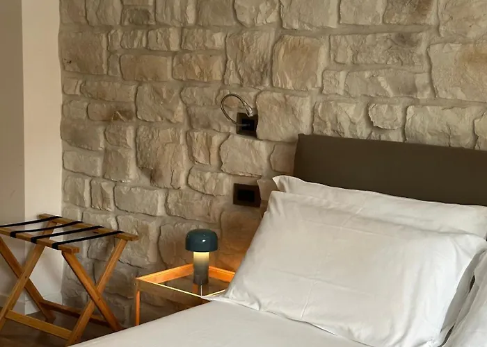 Olivia Rooms Teocrito Syracuse