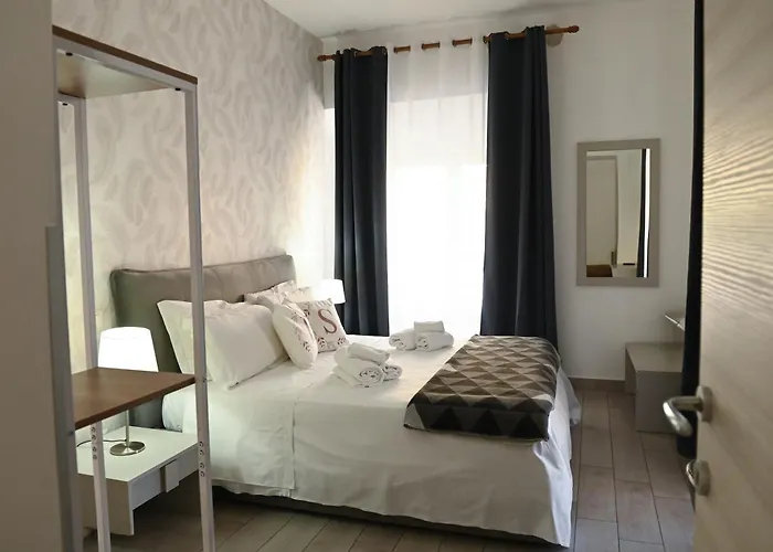 B&B Bovio Square XIV Napoli