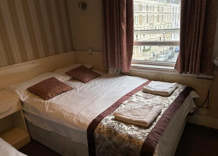Warwick Road Rooms Londra