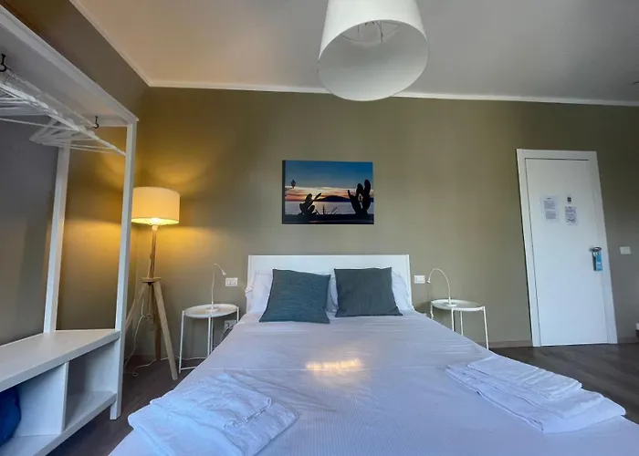 5 Terre Inn Affittacamere La Spezia