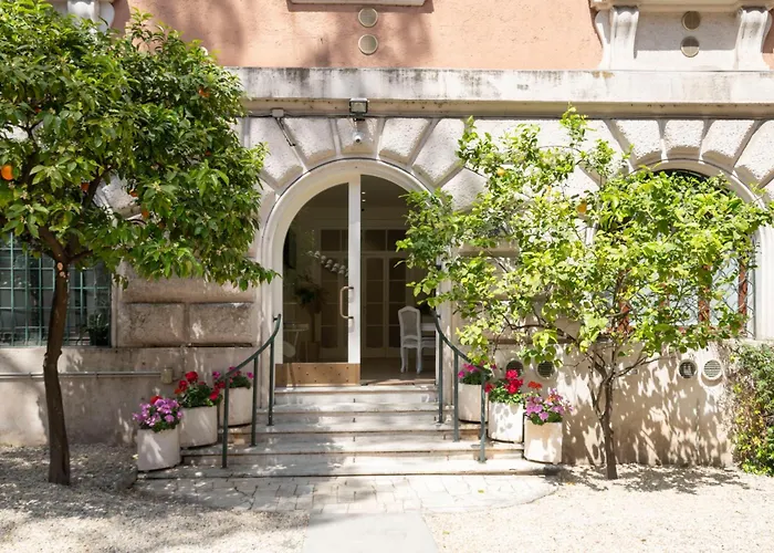 Domus Giulio Guest House Roma