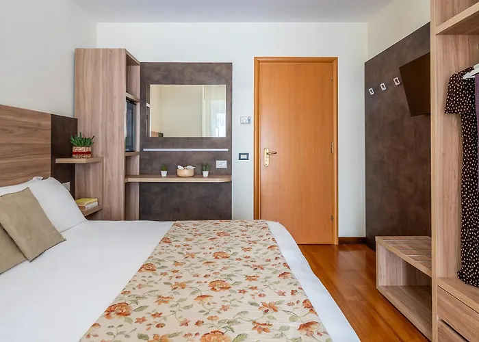 Hotel Rondinella e Viola Rimini