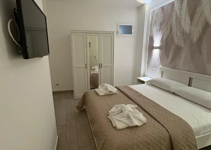 Viren Rooms Napoli