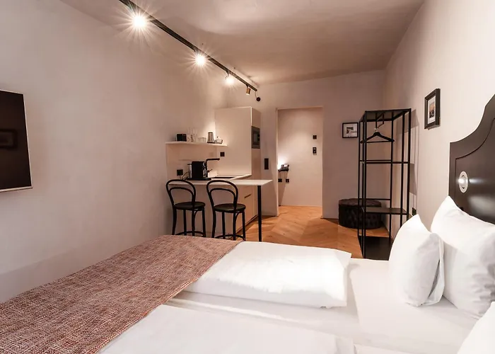 H5 Grauer Baer Studios & More Innsbruck