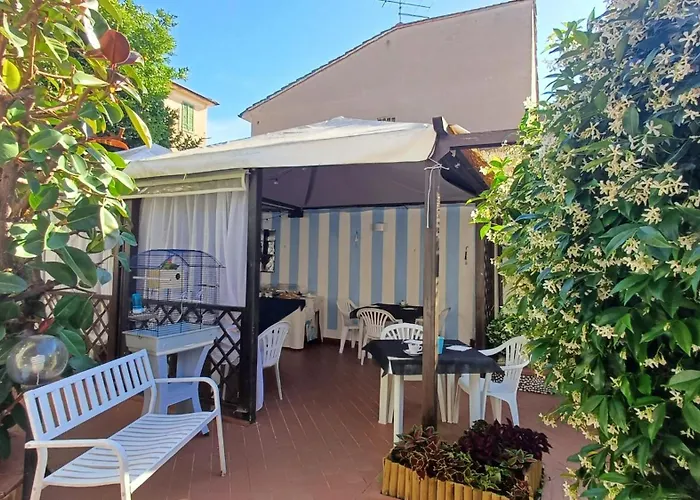 Hotel Canarco Viareggio