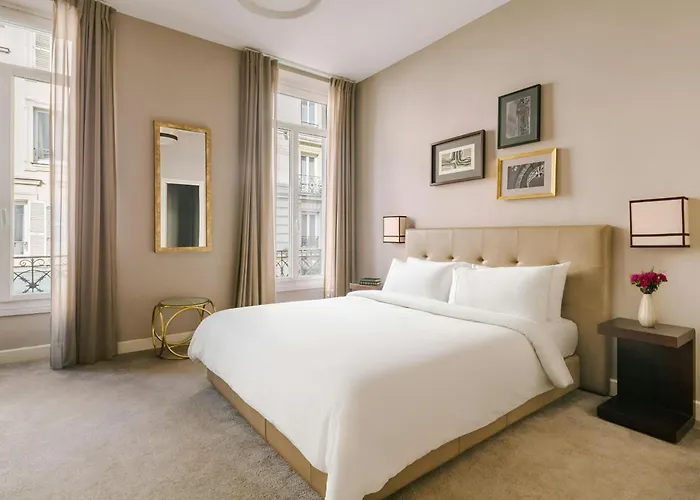 Le Frochot Hotel Pigalle, Sonder By Marriott Bonvoy Parigi