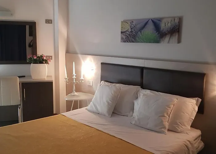 Hotel Monaco - Parcheggio E Piscina Milano Marittima