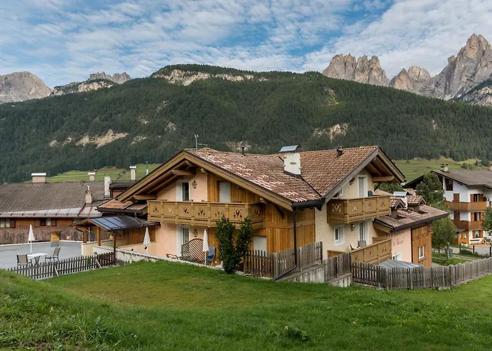 Bed and Breakfast Garnì Val de Grepa Pozza di Fassa
