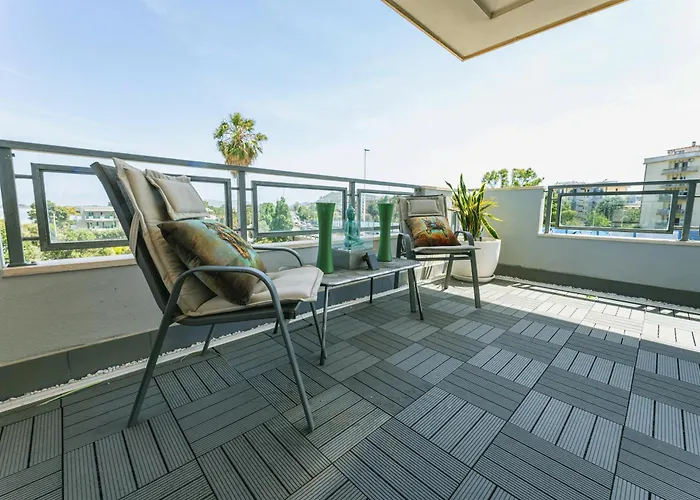 Hotel Penthouse Genneruxi Cagliari