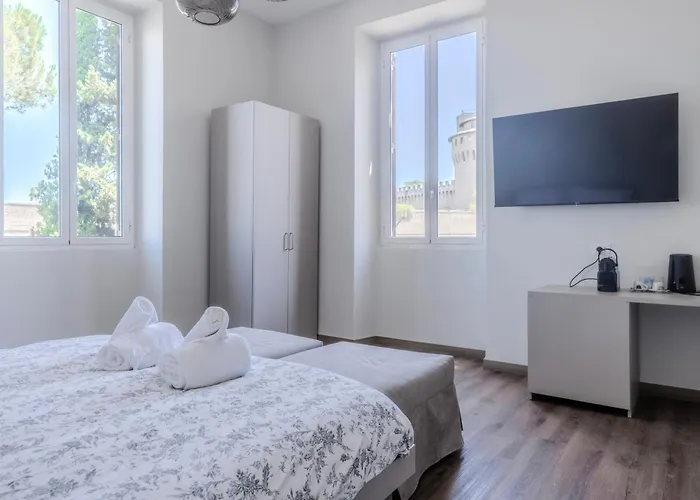 Vatican Pertusa Luxury Suites by Salisù Roma