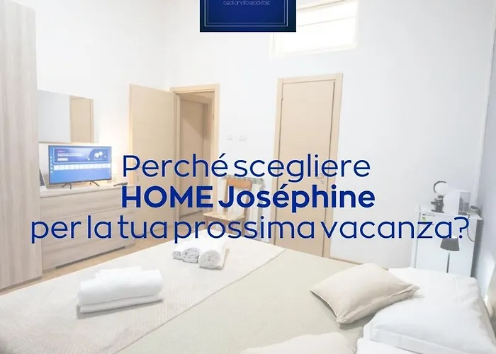HOME Joséphine, a due passi dalla Reggia,Giardino,parcheggio,Cucina,il tuo comfort prima di tutto Caserta