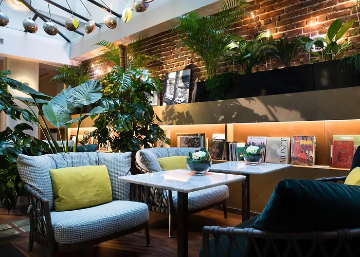 Hotel Le Six Parigi