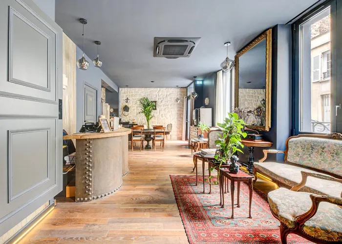 Hotel Maat Batignolles Parigi