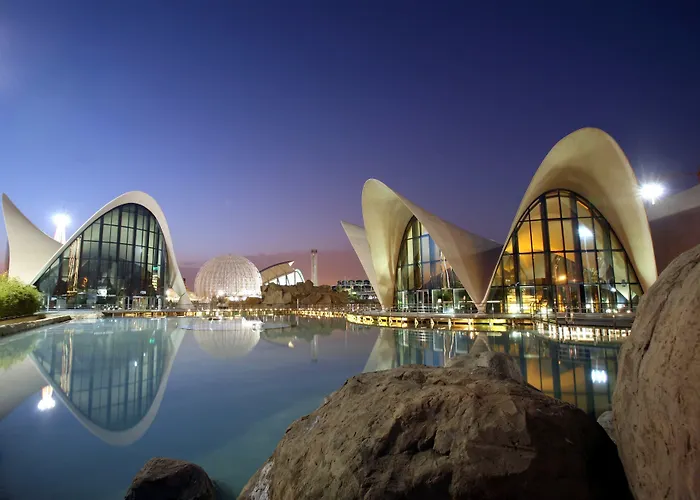 Holiday Inn Express Ciudad De Las Ciencias By Ihg Valenza