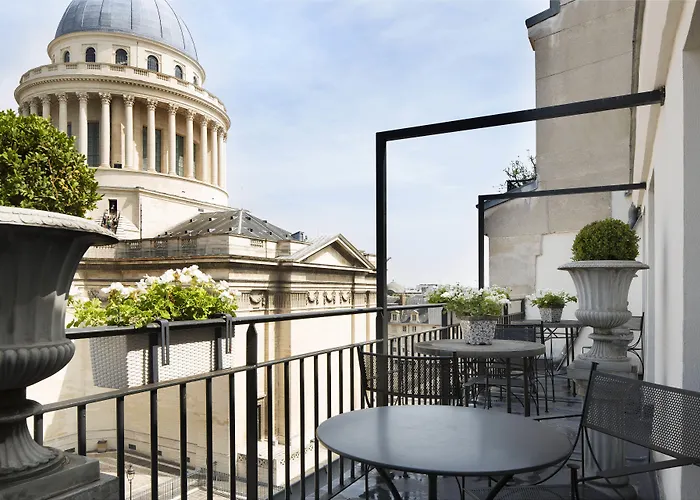 Hotel Des Grands Hommes Parigi