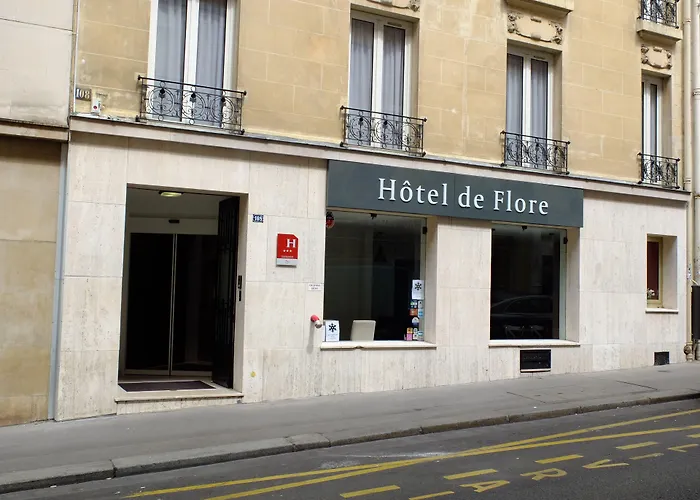 Hotel De Flore - Montmartre Parigi