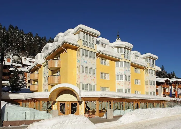 Alpen Suite Hotel Madonna