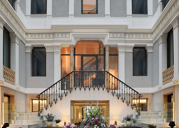 Hotel H10 Urquinaona Plaza (Adults Only) Barcellona